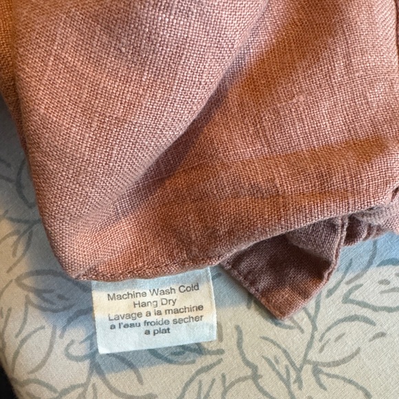 Beaton Sleeveless Tank - Picture 7 of 8